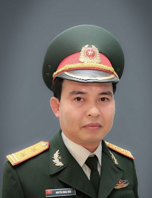 Nguyễn Đăng Hiếu1